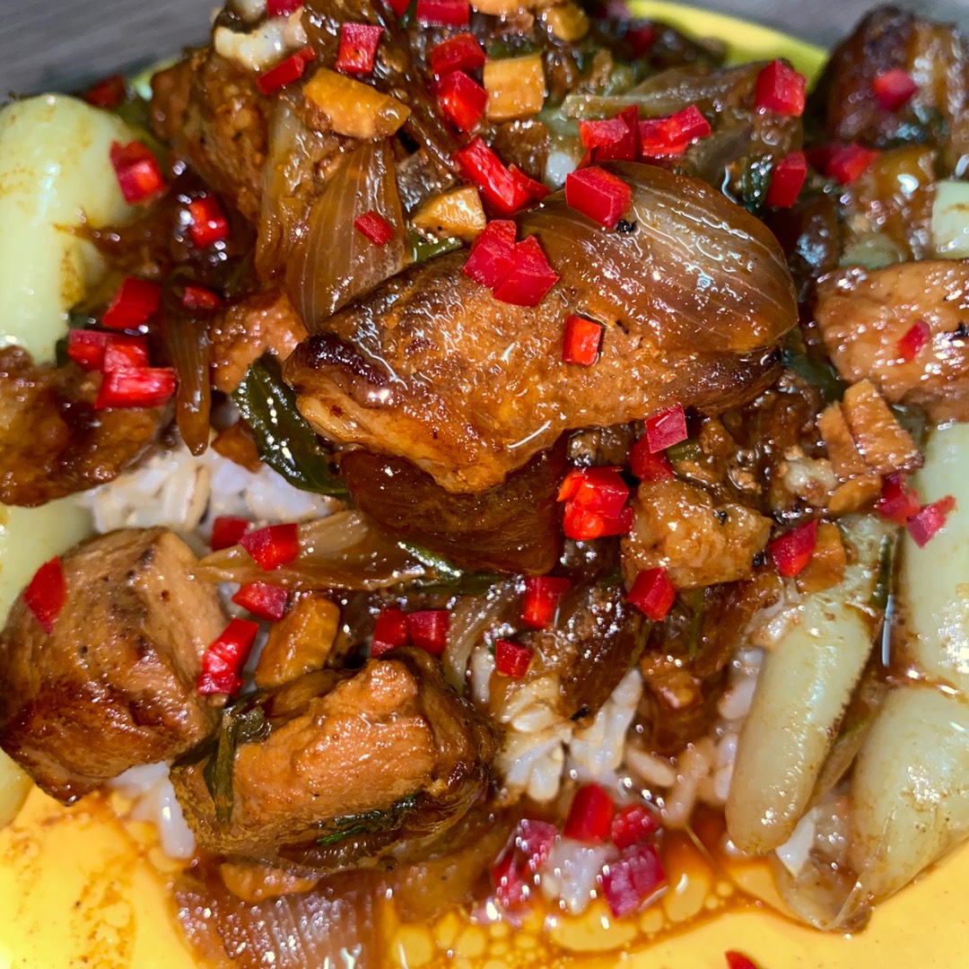 Адобо из свинины