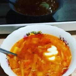 Щи с домашней тушёнкой
