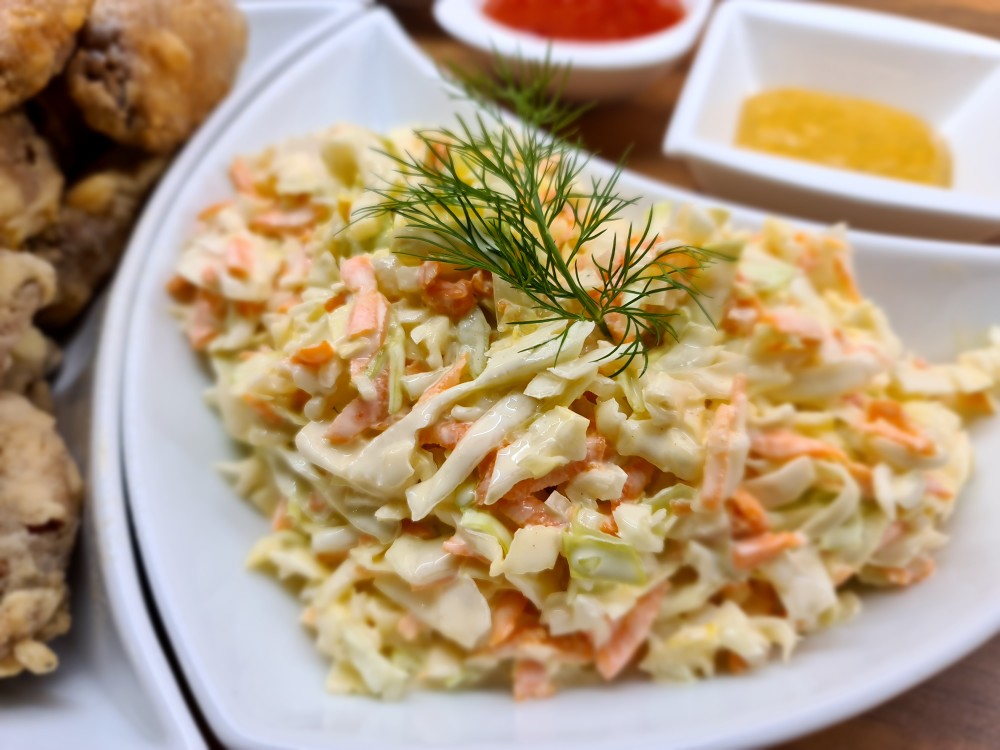 Kneecole Slaw