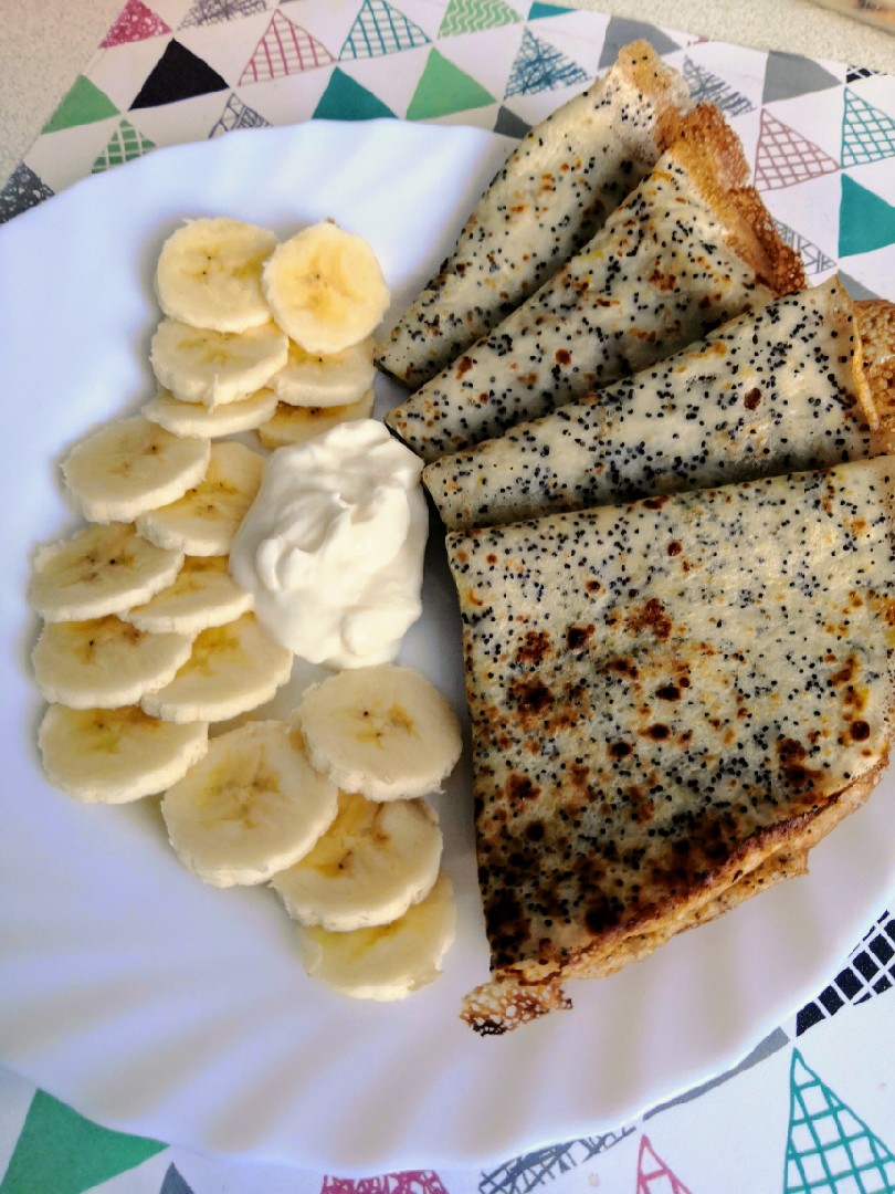 Блины с маком