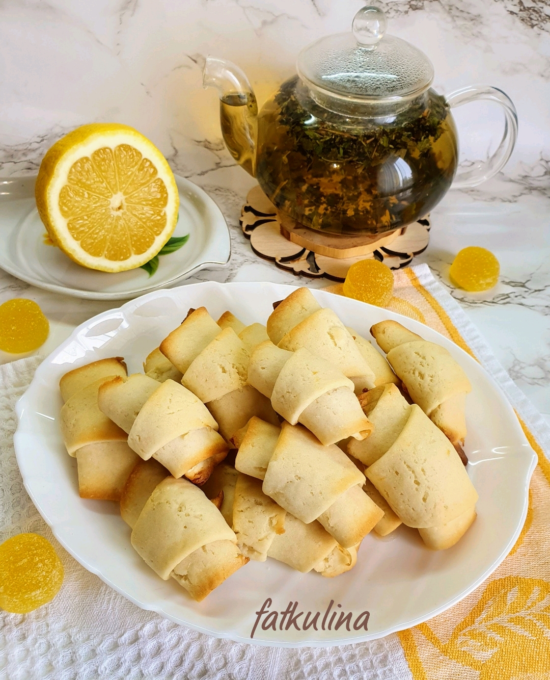 Постные лимонные рогалики с мармеладом 🍋