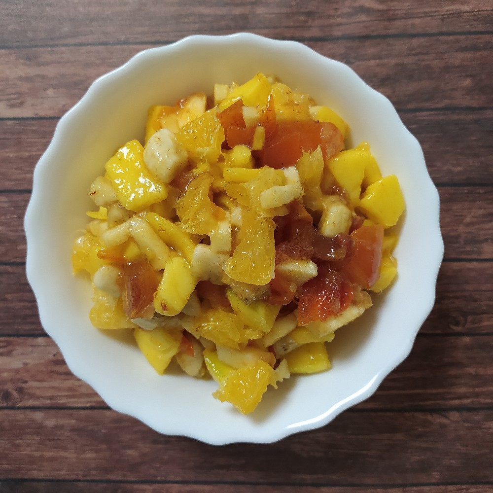 Фруктовый салат с хурмой и манго (веган)