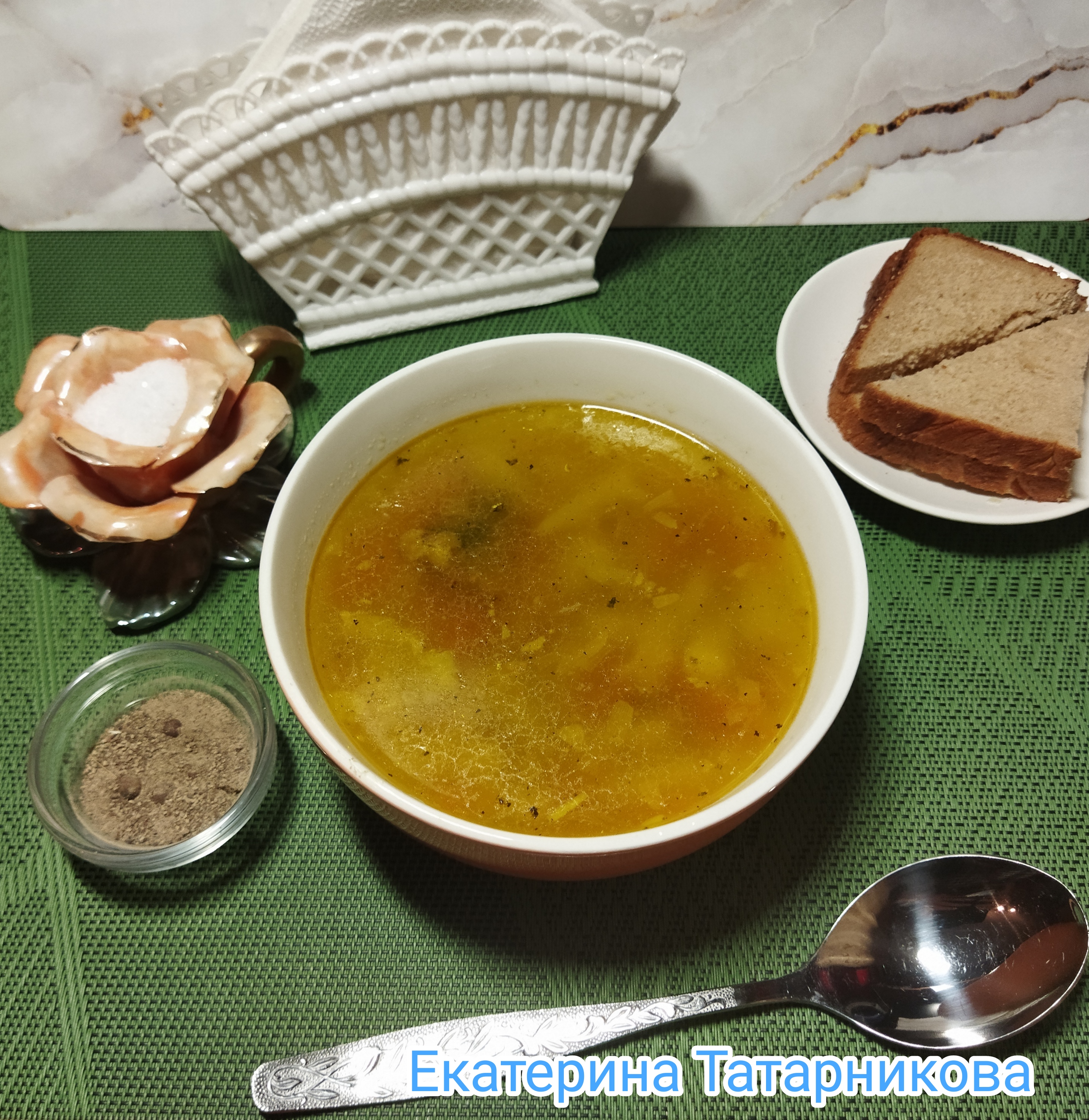 Суп с рыбными консервами из сайры и гречкой