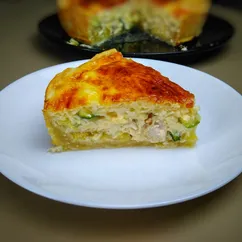 Киш с кабачком и курицей