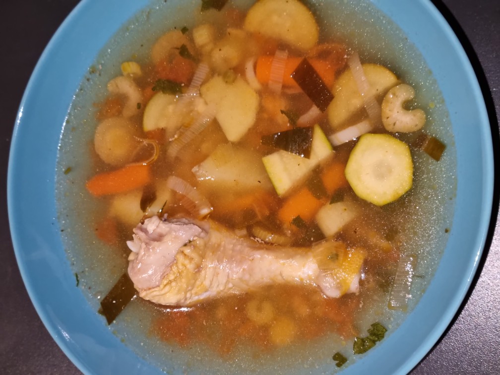 Куриный бульон на подпеченых овощах – пошаговый рецепт приготовления с фото