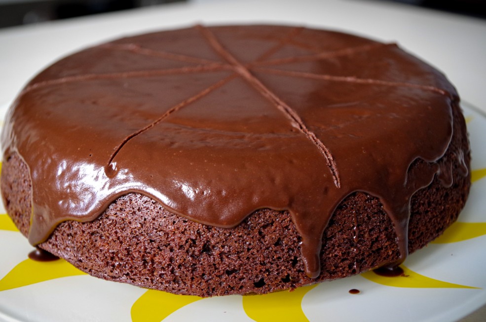 Лёгкий шоколадный пирог со свеклой. Вкусно,свекла не чувствуется