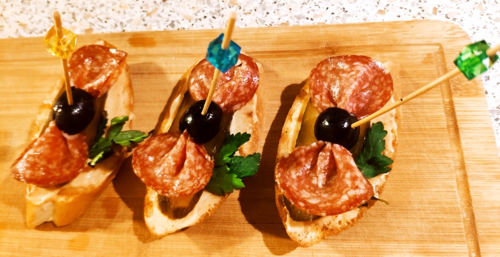 Брускетта "Бантик"