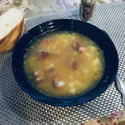 Гороховый суп с копченостями