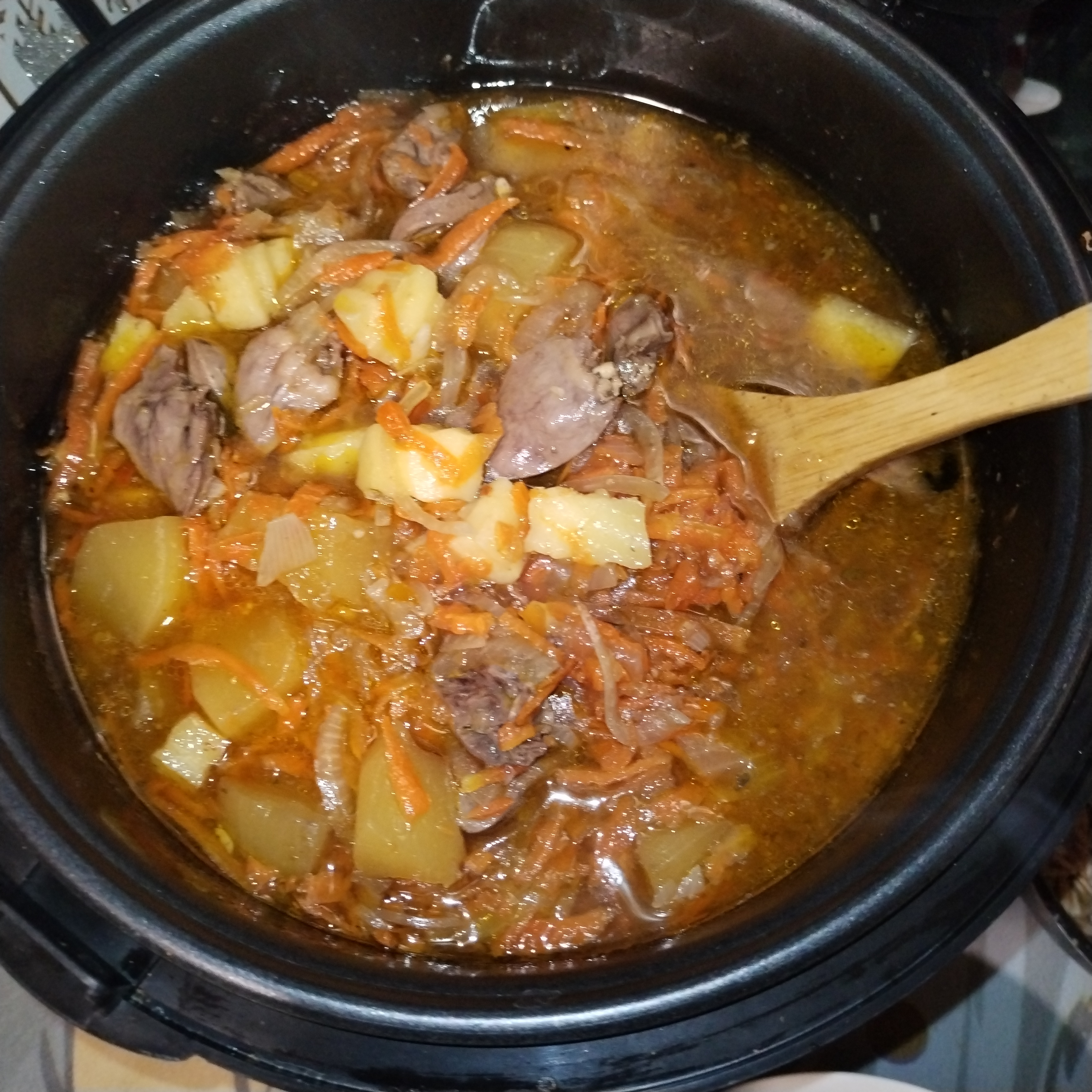 Тушёные куриные сердечки в мультиварке 