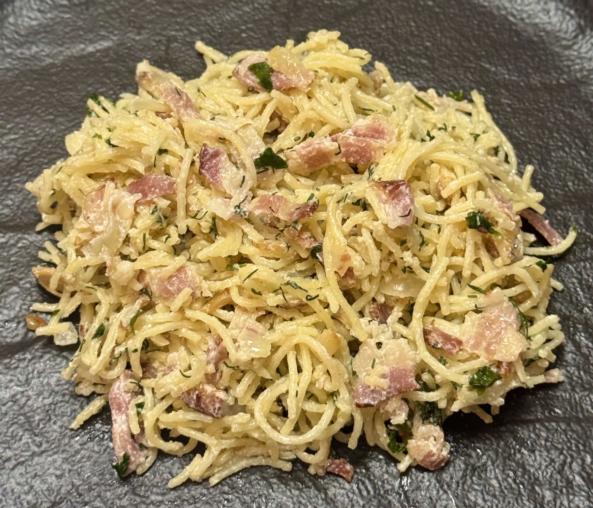 Паста с беконом и грибами