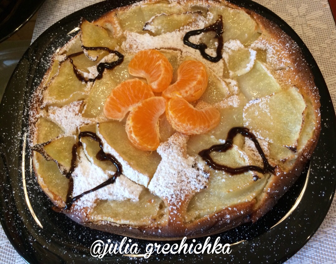 Шарлотка с 🍈дыней 🥧