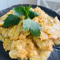 Филе курицы в сливочно-тимьянном соусе 