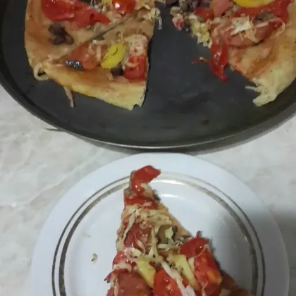 Пицца из остатков теста для оладий. (эксперимент)