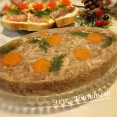 Холодец из свиной рульки и голени индейки на праздничный стол 