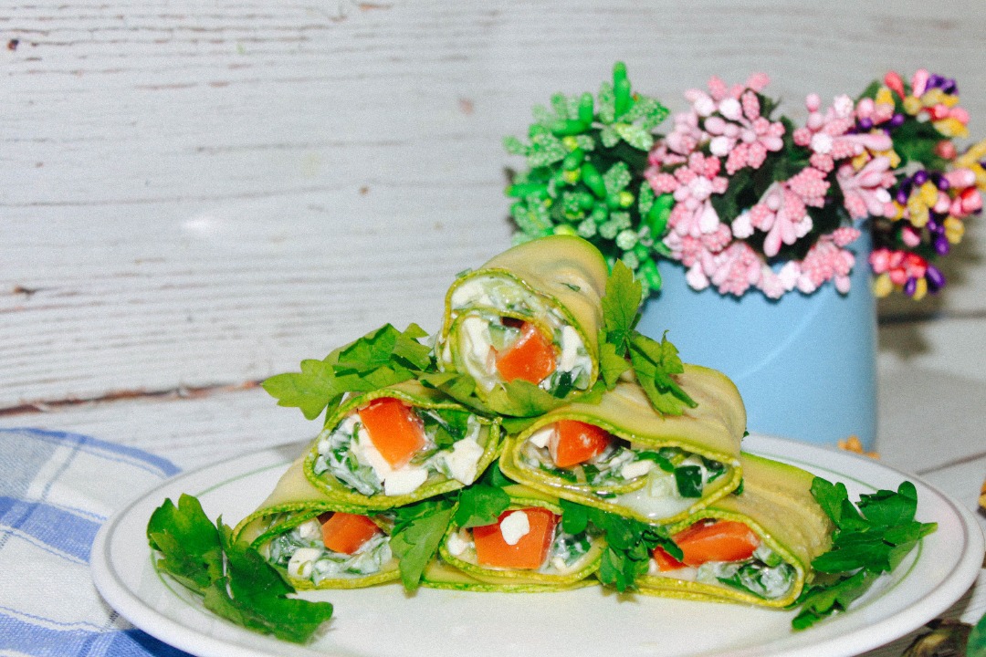 Рулеты из кабачка