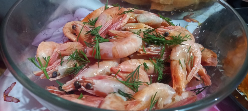Креветки с лимоном