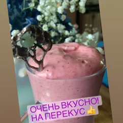 Малиновый десерт