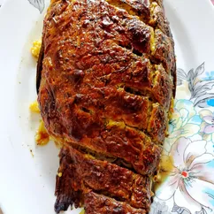 Сазан фаршированный рисом и овощами 