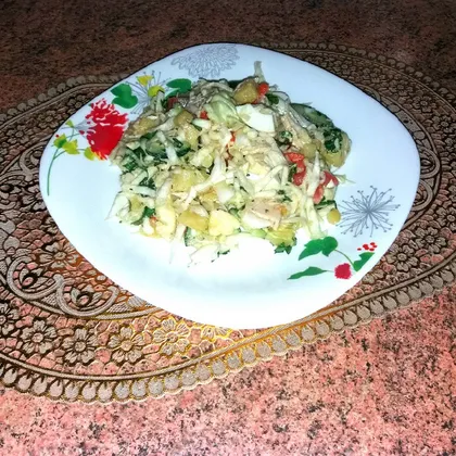 Овощной салат с куриной грудкой