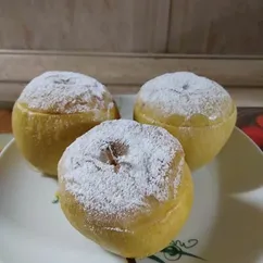 Яблоки печеные с мёдом и орехами