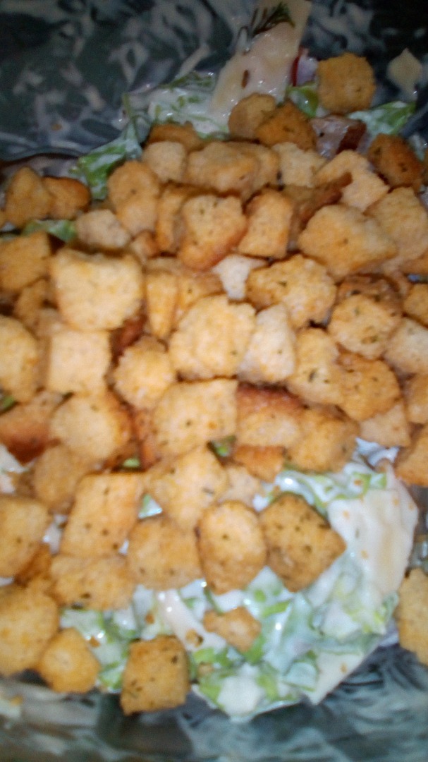 "Цезарь" с куриным карпаччо