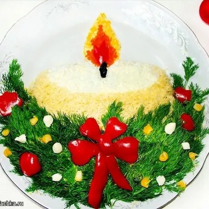 Мясной новогодний салат-торт «Праздничная свеча»