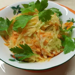 Салат из редьки, моркови🥕 и яблока 🍏