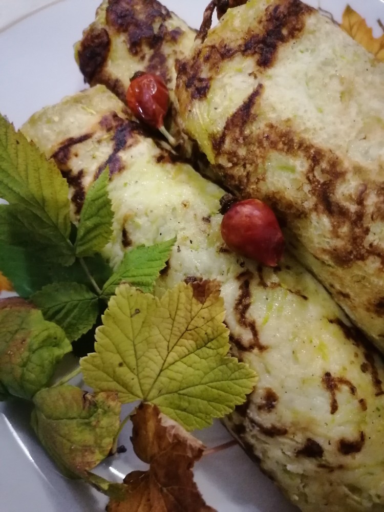 Рулет из кабачка с сыром!