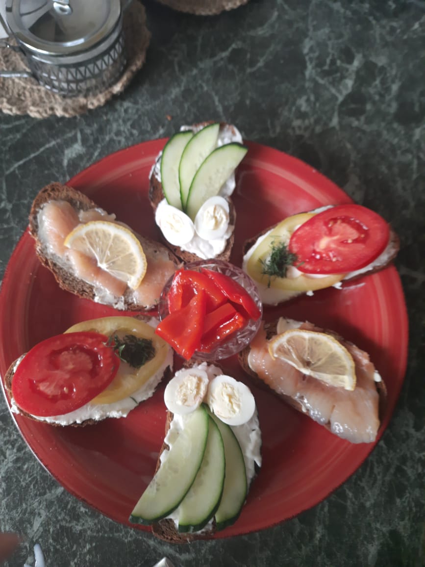 Сморреброд (смёррёброд)