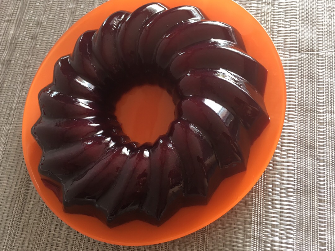 Ягодное желе из черники