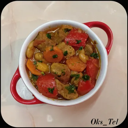 Свинина с фасолью и овощами