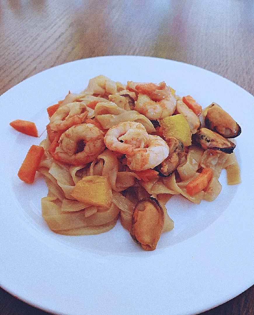 Лапша с морепродуктами