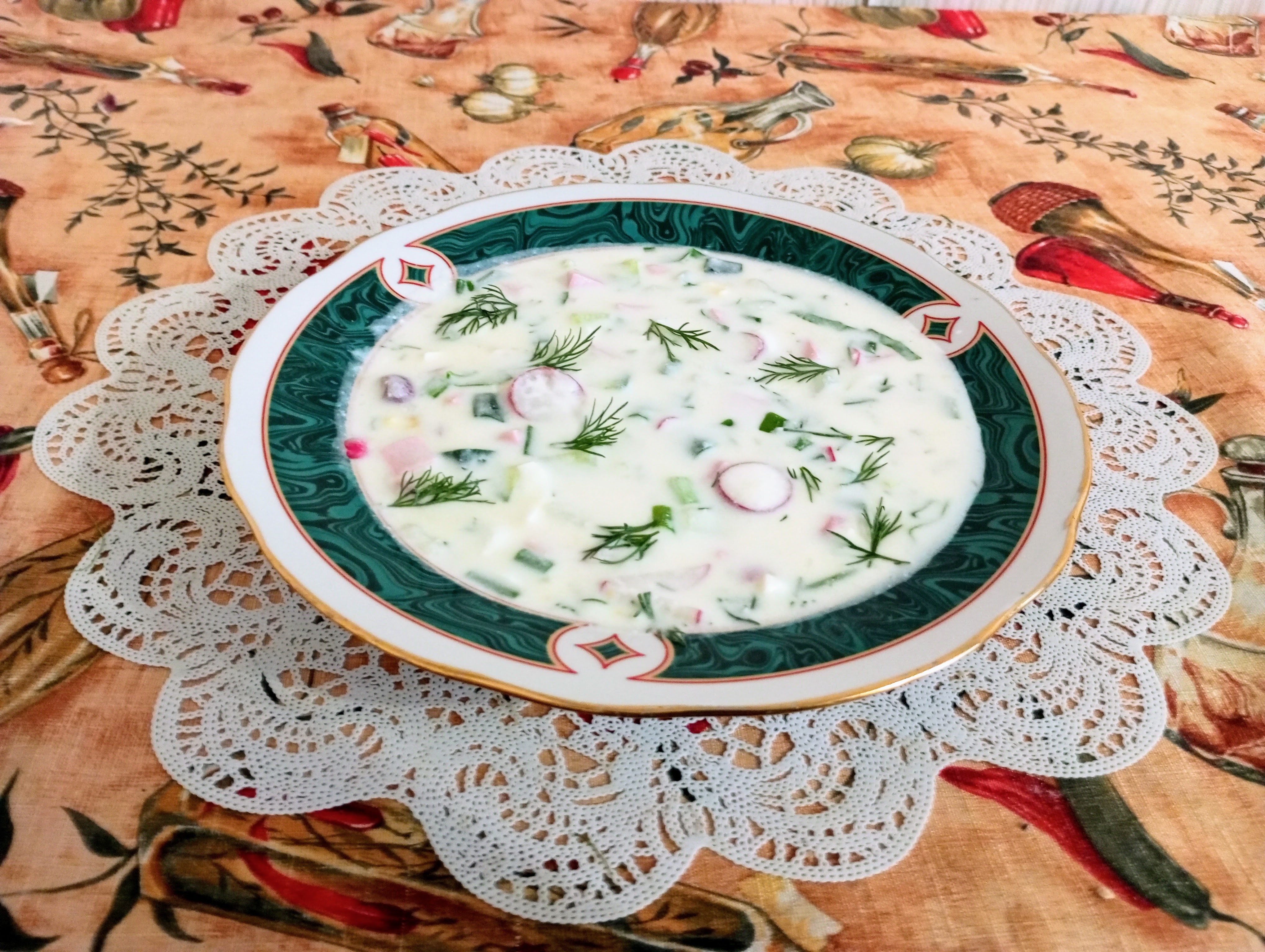Окрошка на кефире