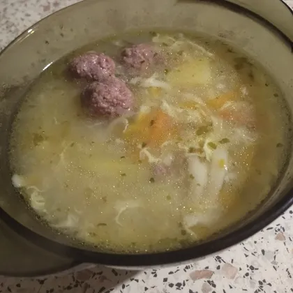 Суп лапша с фрикадельками с юшкой