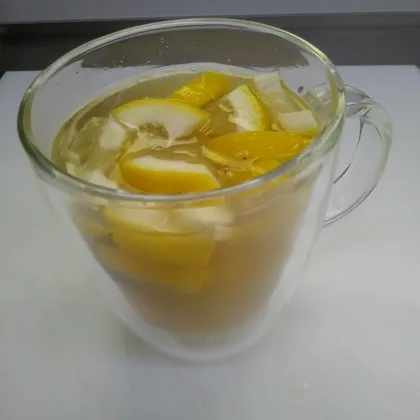 Полезный напиток: имбирный чай с лимоном и мёдом