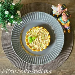 Салат с тунцом