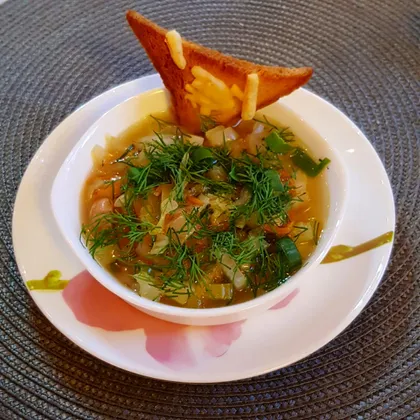 Тосканский суп «Риболлита» с хрустящим хлебом
