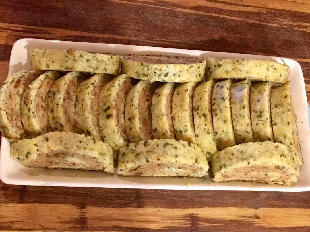 Сырный рулет с куриным фаршем