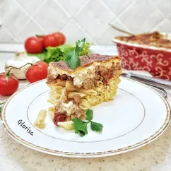 Запеканка с макаронами, фаршем и грибами