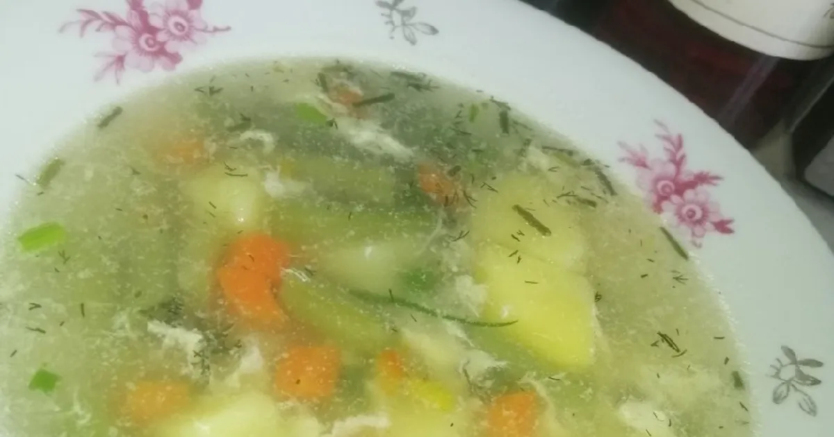 Быстрый суп с сыром и яйцом