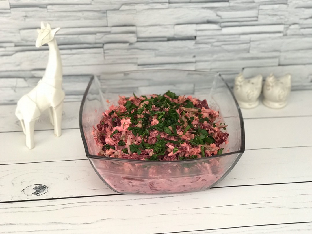 Салат из свёклы с гранатом