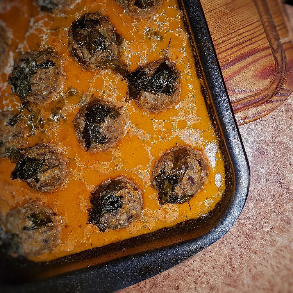 Сочные мясные шарики с гречкой!