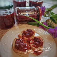 Варенье клубнично-малиновое