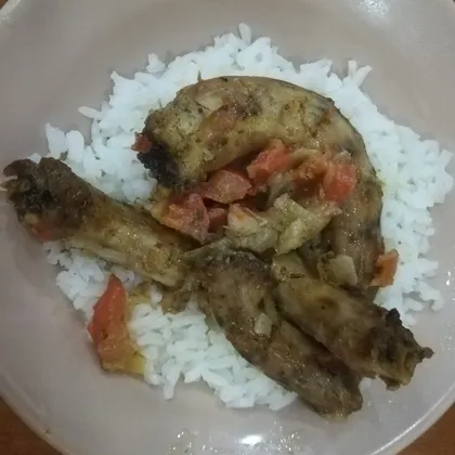 Куриные шейки с рисом и овощами