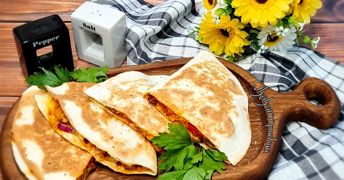 Кесадилья с курицей и кукурузой 🌮