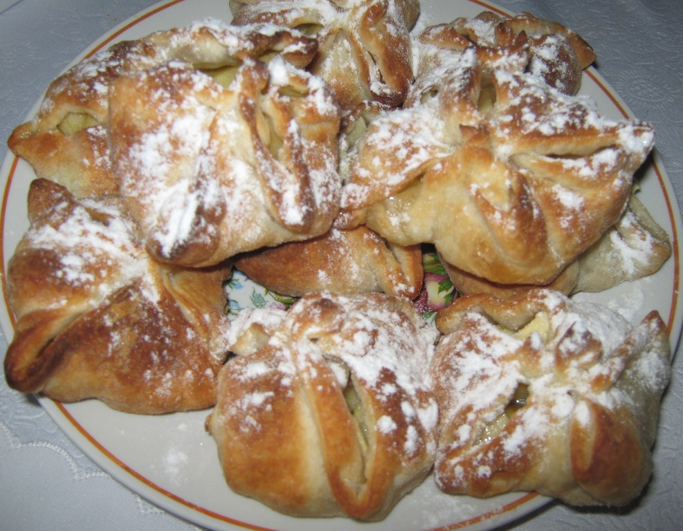 Утренние слойки