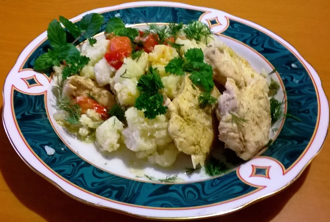 Куриные грудки в белом вине