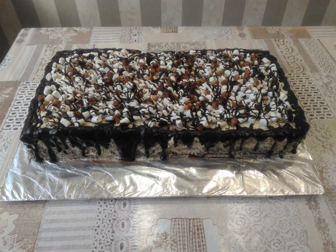 Бисквитный торт