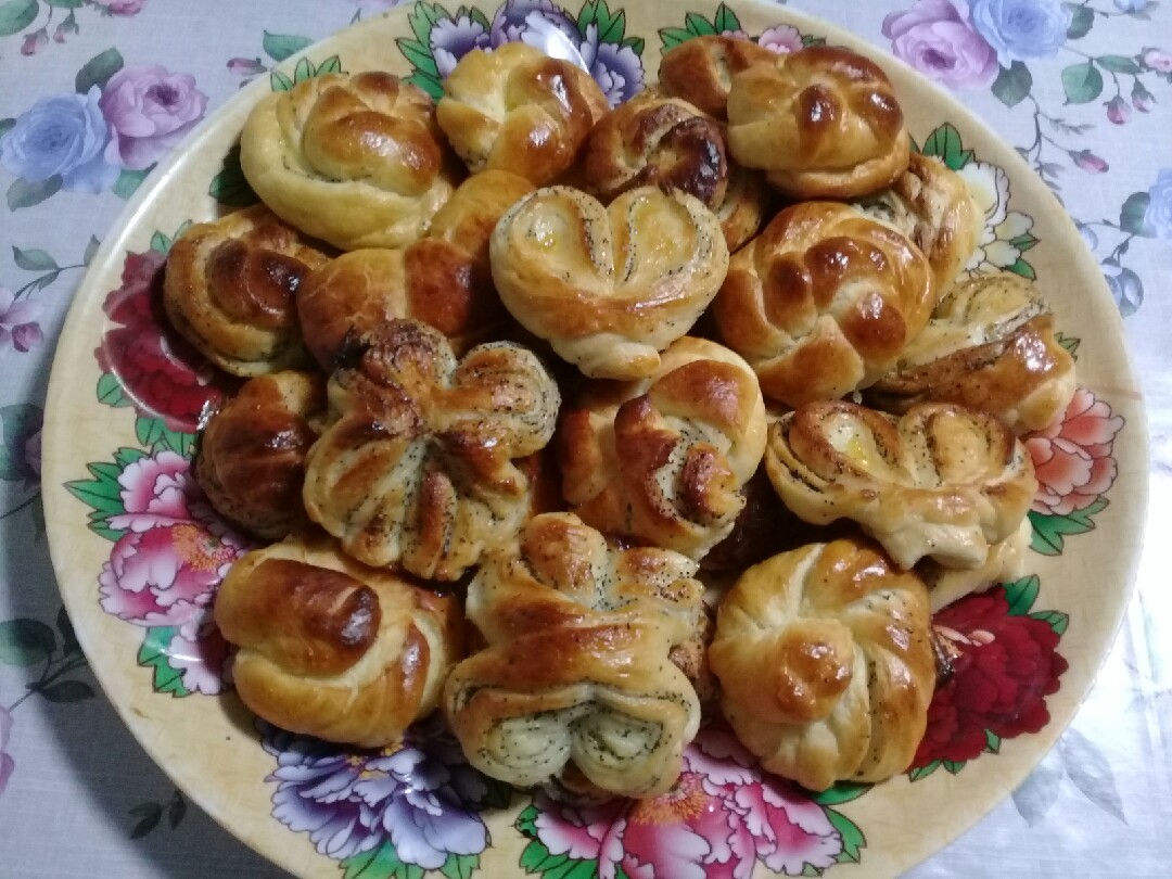 Маковые булочки
