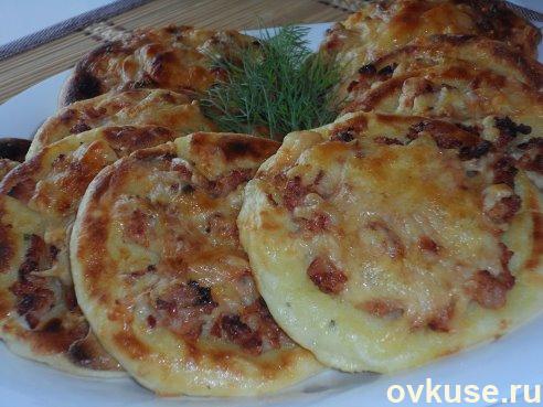 Картофельные ватрушки с курицей